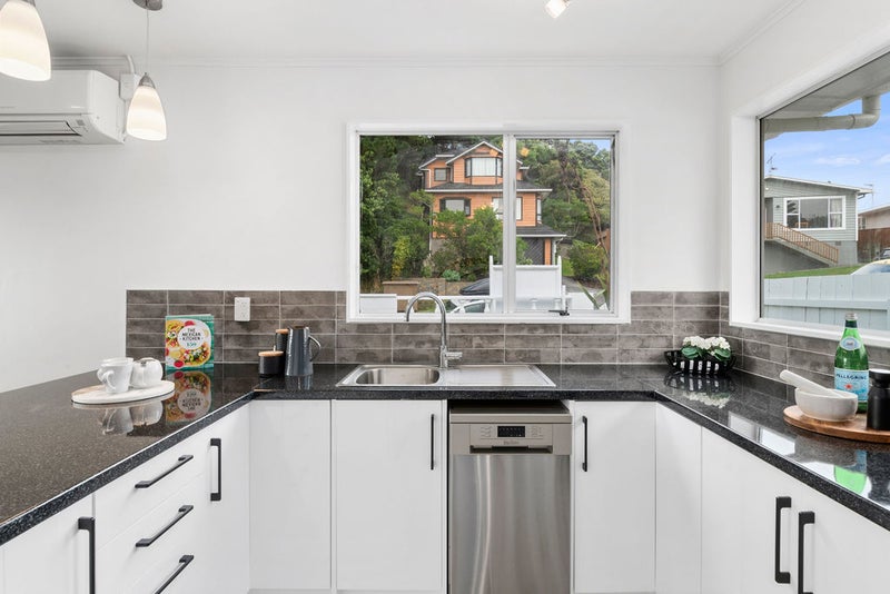 4A Cedar Street, Maungaraki, Lower Hutt - Carousel 20