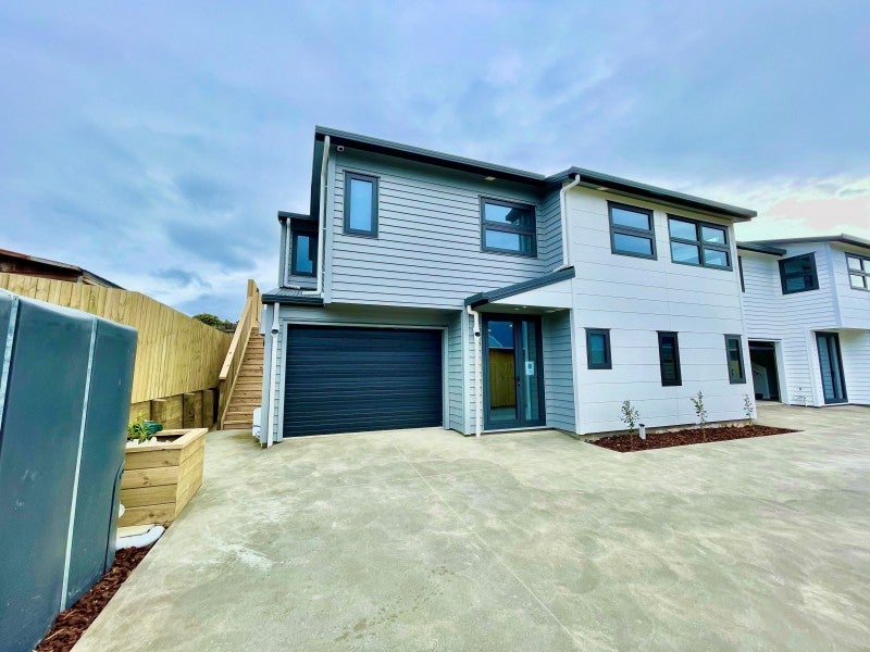 12B Monorgan Road, Strathmore Park, Wellington - Carousel 1