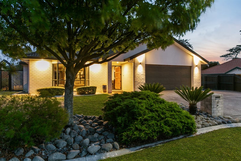 12 Fintona Place, Dannemora, Auckland - Carousel 2