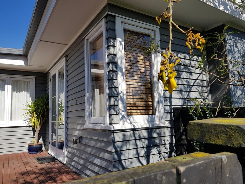 21 Captain Scott Road, Glen Eden, Auckland - Carousel 2