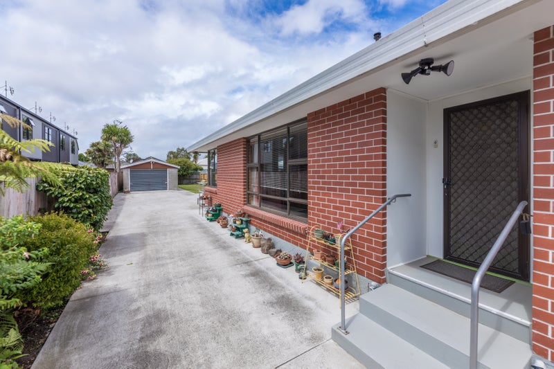 64 Barbour Street, Waltham, Christchurch - Carousel 15