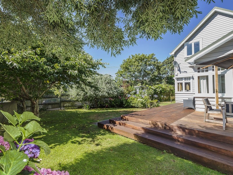 57 Garden Road, Northland, Wellington - Carousel 2