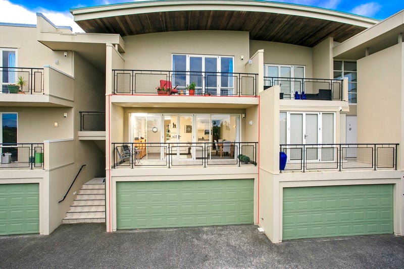 2/166 Mokoia Road, Chatswood, Auckland - Carousel 1