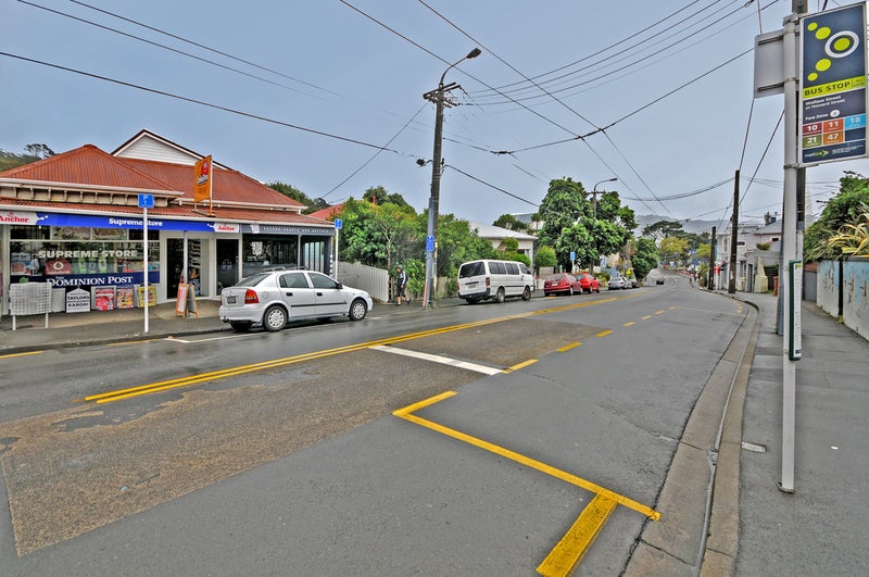 82A Wallace Street, Mount Cook, Wellington - Carousel 6