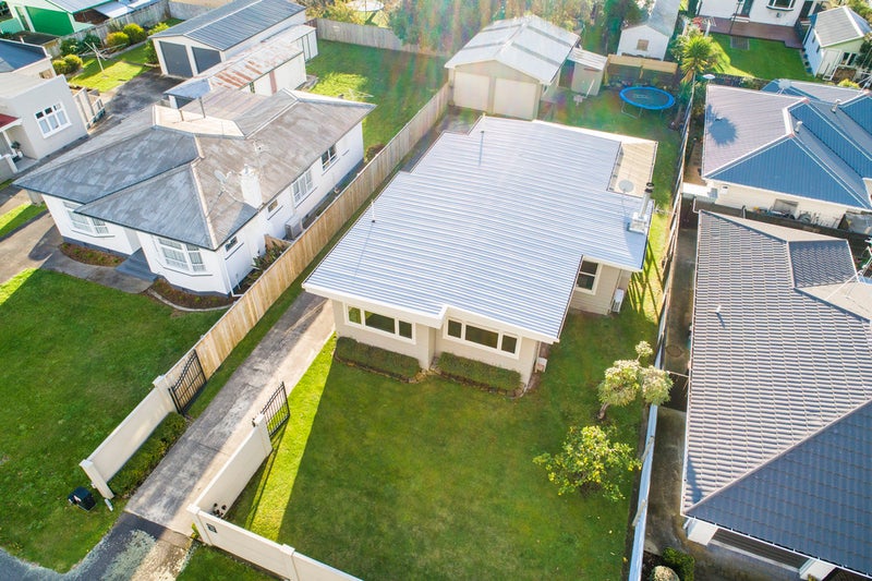 30 Guy Avenue, Takaro, Palmerston North - Carousel 2