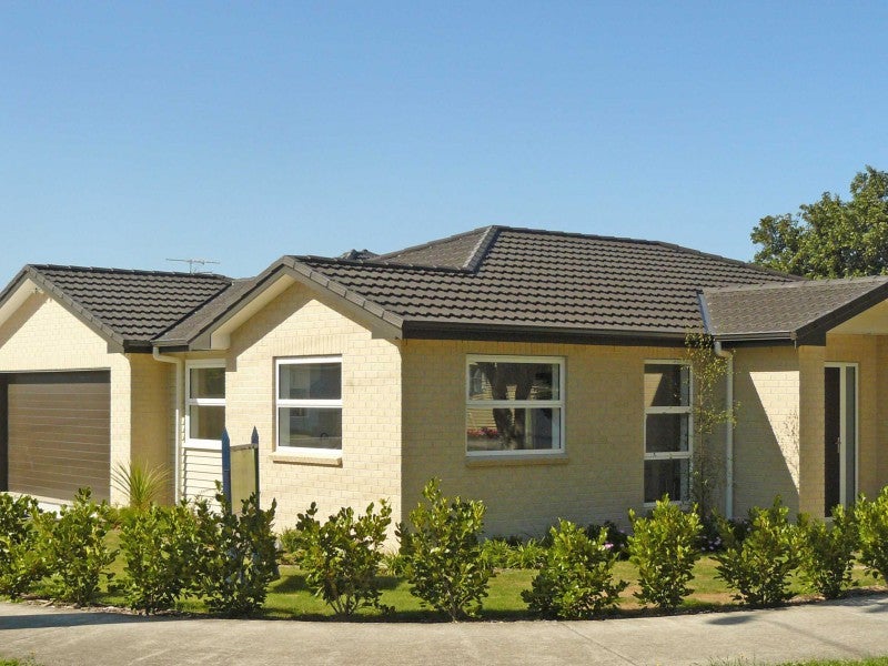 45 Tennyson Street, Trentham, Upper Hutt - Carousel 1