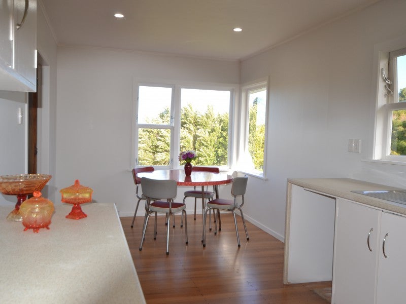 49 Stewart Drive, Newlands, Wellington - Carousel 2