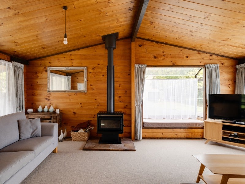 48 Sunvale Crescent, Whataupoko, Gisborne - Carousel 2