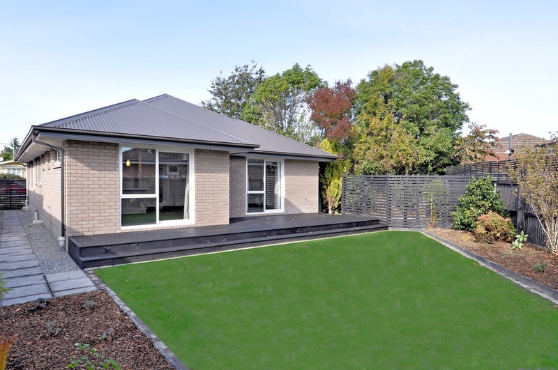 7 Wainoni Road, Wainoni, Christchurch - Carousel 1