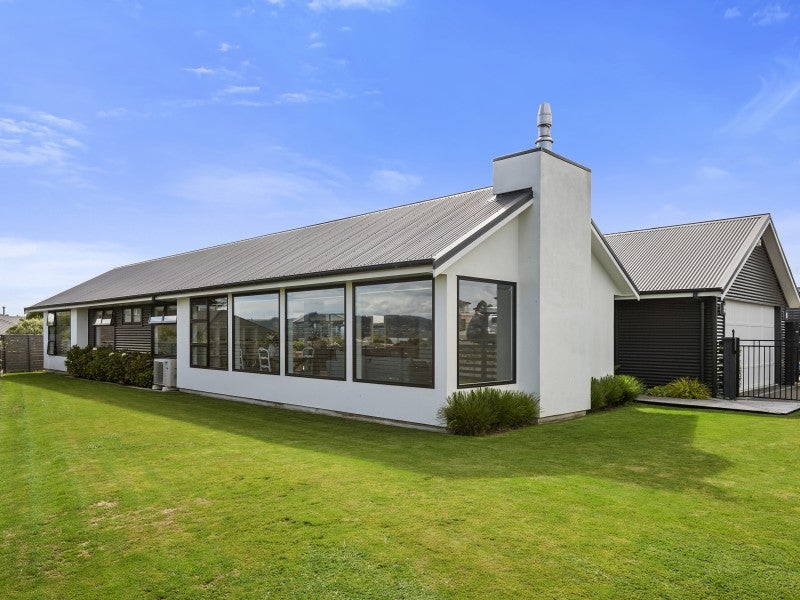 11 Loloma Way, Wharewaka, Taupo - Carousel 1