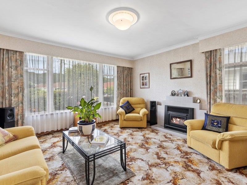 4 Sullivan Grove, Epuni, Lower Hutt - Carousel 2