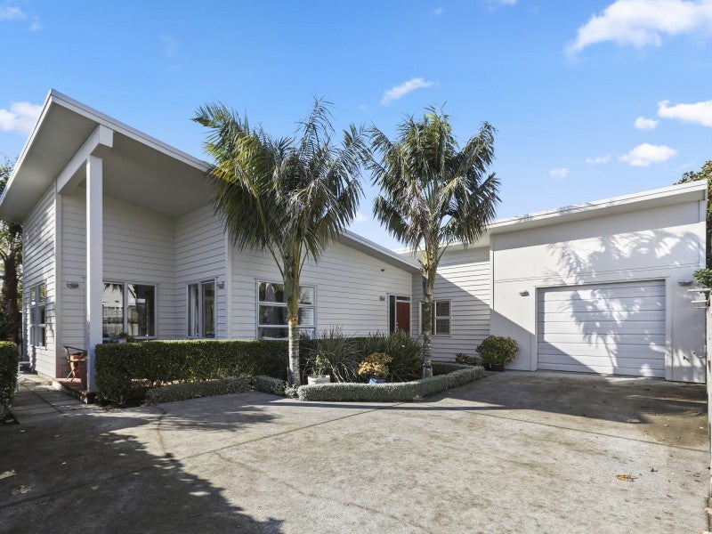 247A Carrington Street, Vogeltown, New Plymouth - Carousel 1