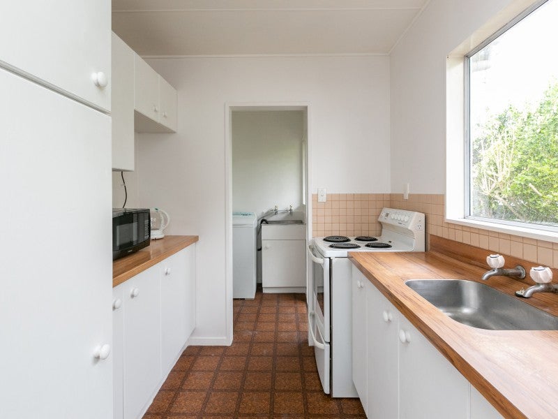 2/44 TOWNSHEND CRES, Greenmeadows, Napier - Carousel 2