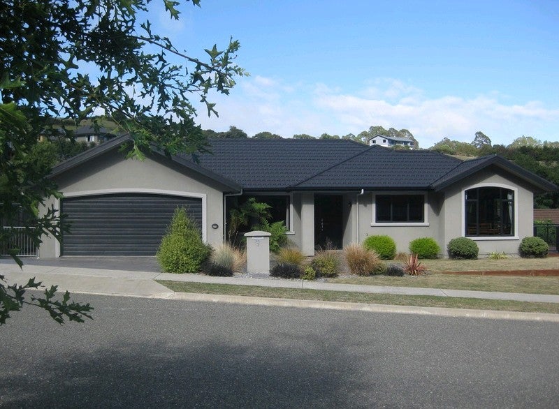 3 Frenchay Drive, Atawhai, Nelson - Carousel 1