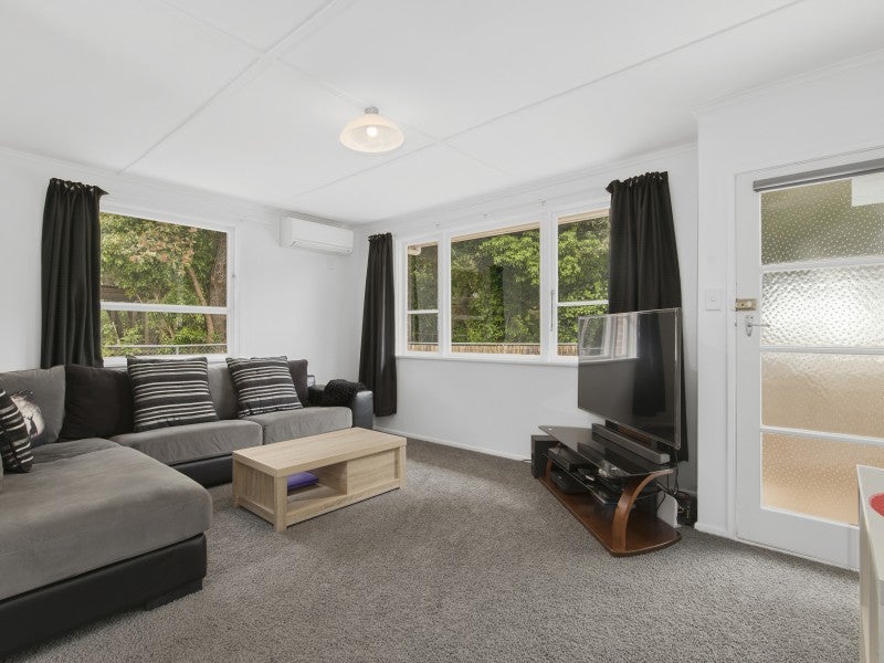 3/76 CLOUSTON PARK RD, CENTRAL, UPPER HUTT - Carousel 1