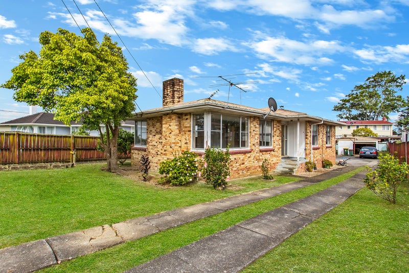 11 Collett Road, Otara, Auckland - Carousel 1