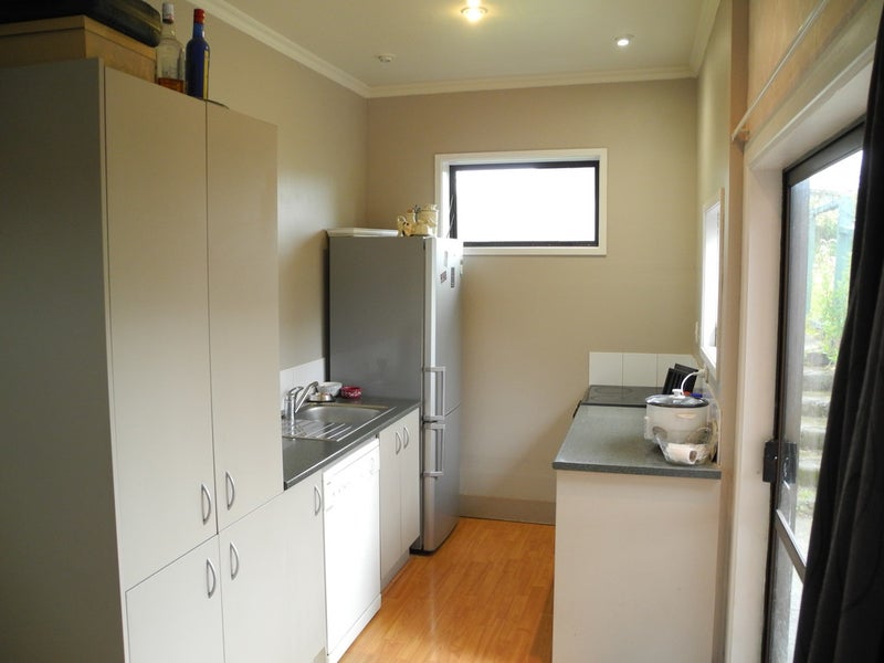 15 Lough Street, West End, Timaru - Carousel 2