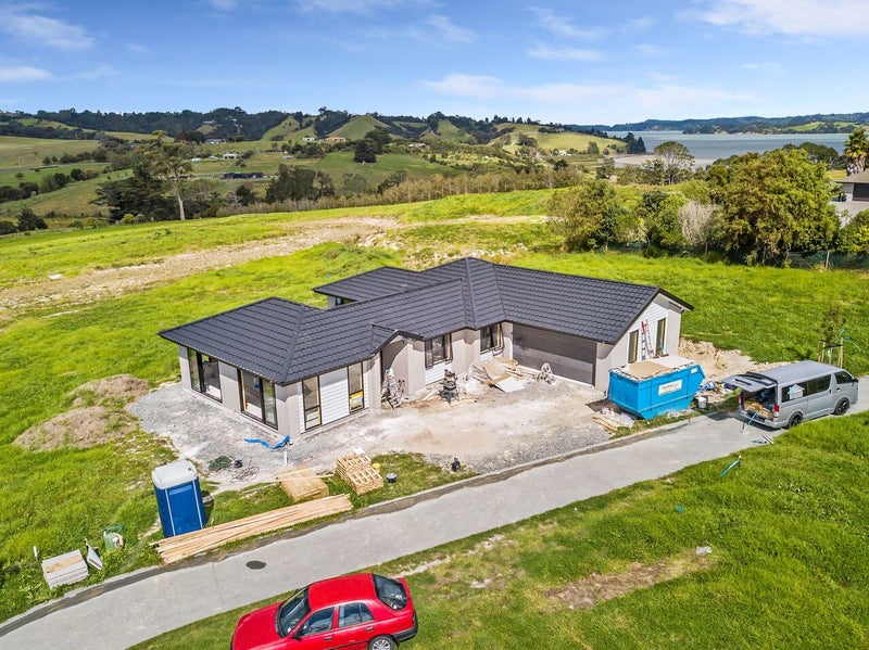 3 Dawson Road, Snells Beach, Snells Beach - Carousel 1