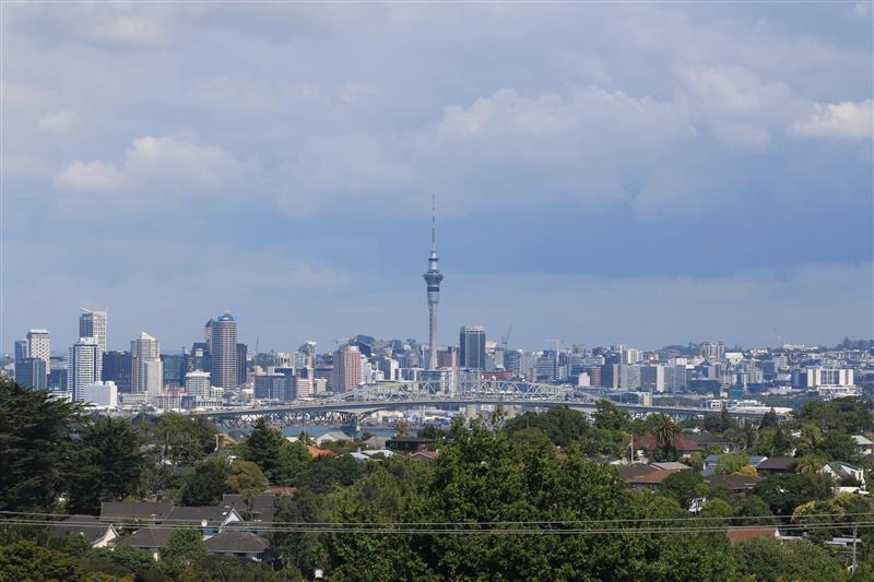 12 City View Terrace, Birkenhead, Auckland - Carousel 1