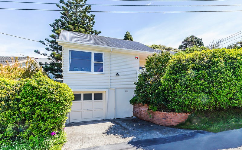 2 Simla Crescent, Khandallah, Wellington - Carousel 17