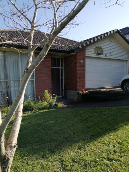 50 Rising Parade, Fairview Heights, Auckland - Carousel 2