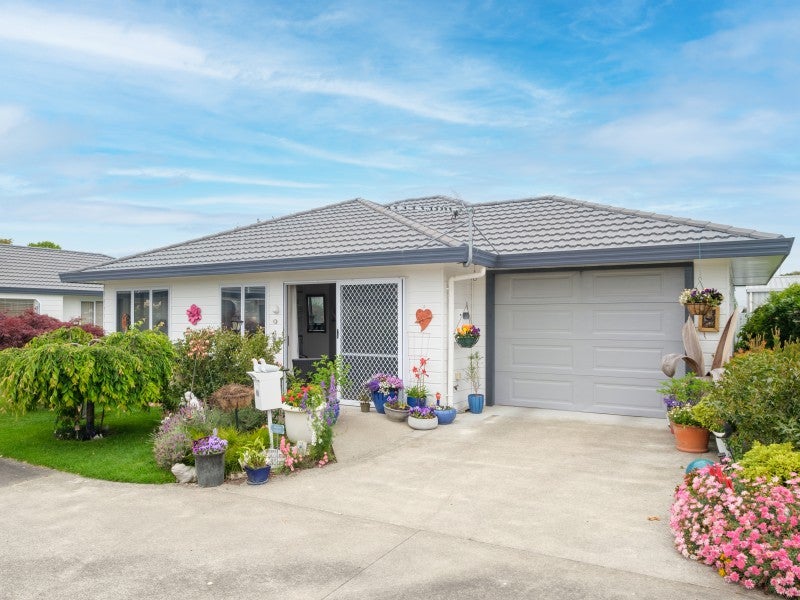 12/690 Gladstone Road, Te Hapara, Gisborne - Carousel 1