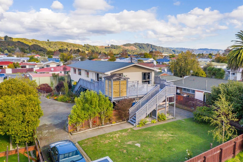 35 Clouston Park Road, Clouston Park, Upper Hutt - Carousel 1