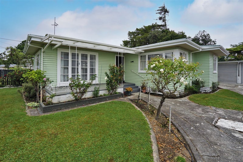 18 Urlich Avenue, Melville, Hamilton - Carousel 1