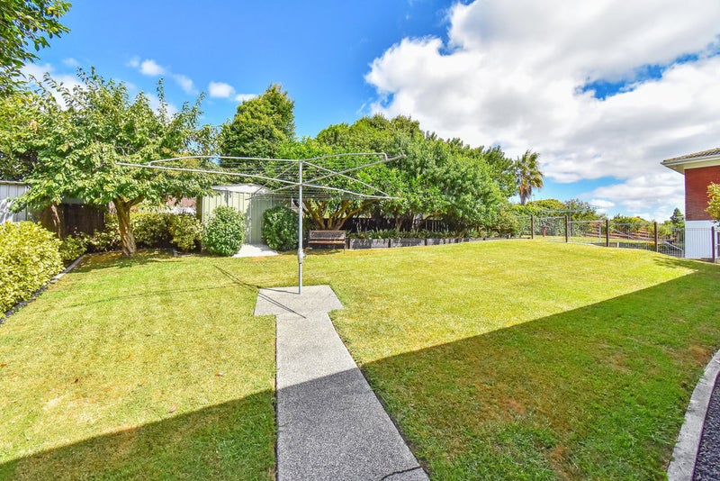 14 Joyce Street, Pahurehure, Papakura - Carousel 2