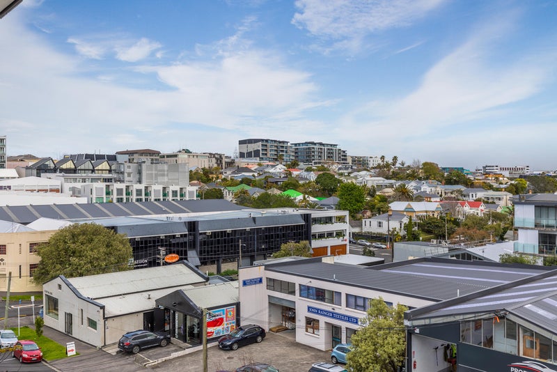 4A/33 Mackelvie Street, Grey Lynn, Auckland - Carousel 14