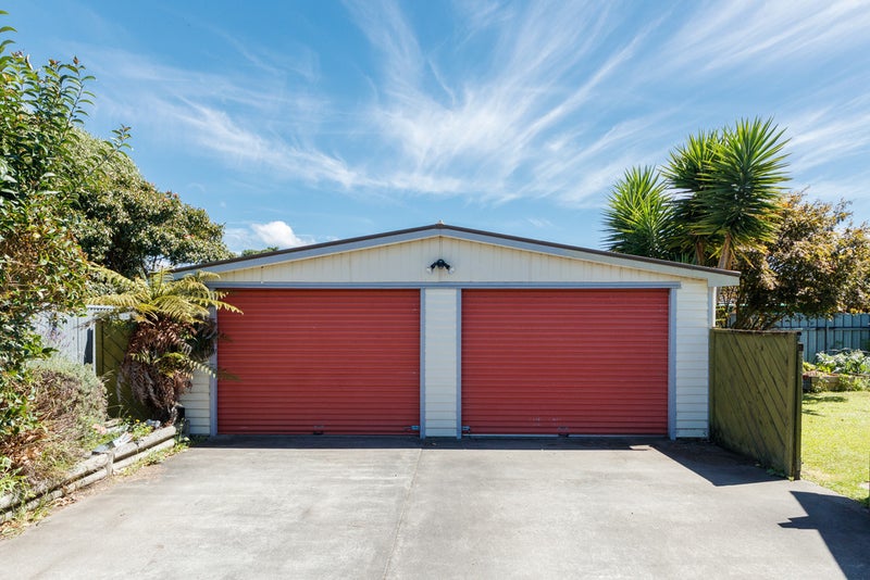 98 Maxwells Line, Awapuni, Palmerston North - Carousel 13