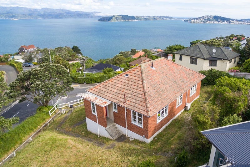37 Benares Street, Khandallah, Wellington - Carousel 1