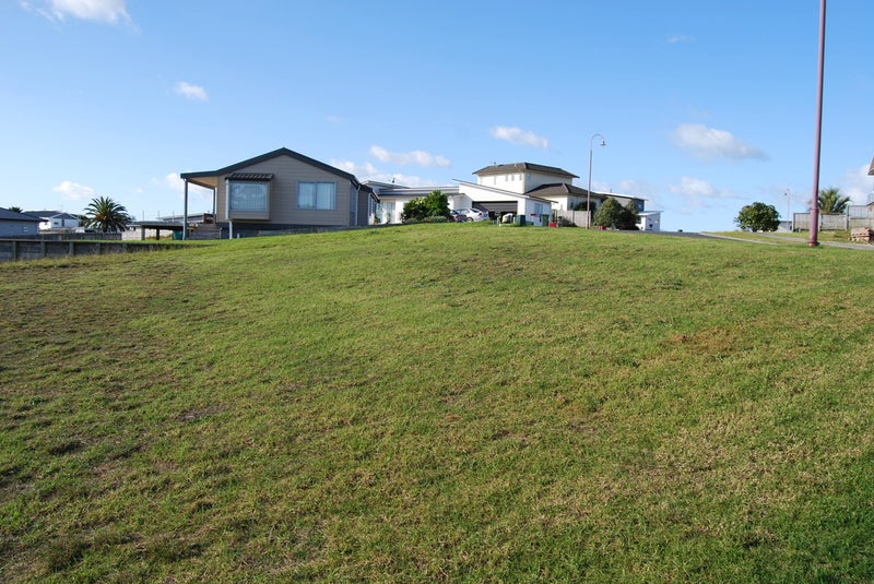 25 Tuturu View, Ruakaka - Carousel 1