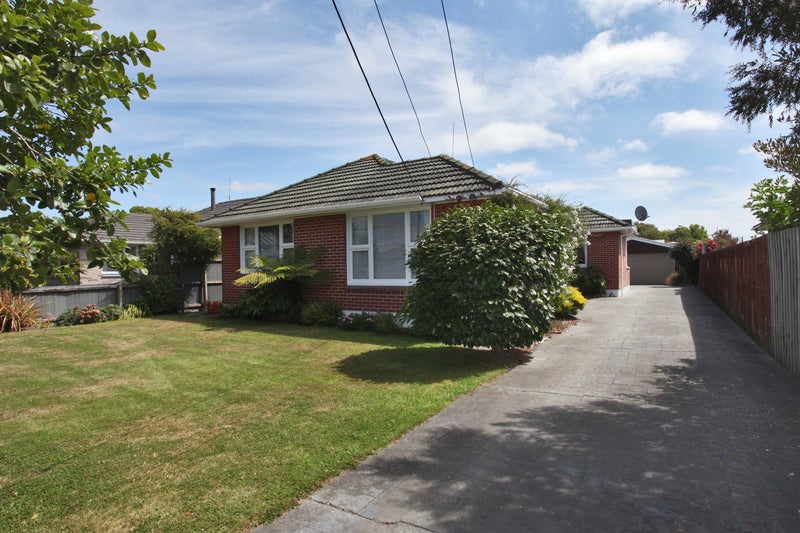 11 Tenby Place, Avondale, Christchurch - Carousel 1