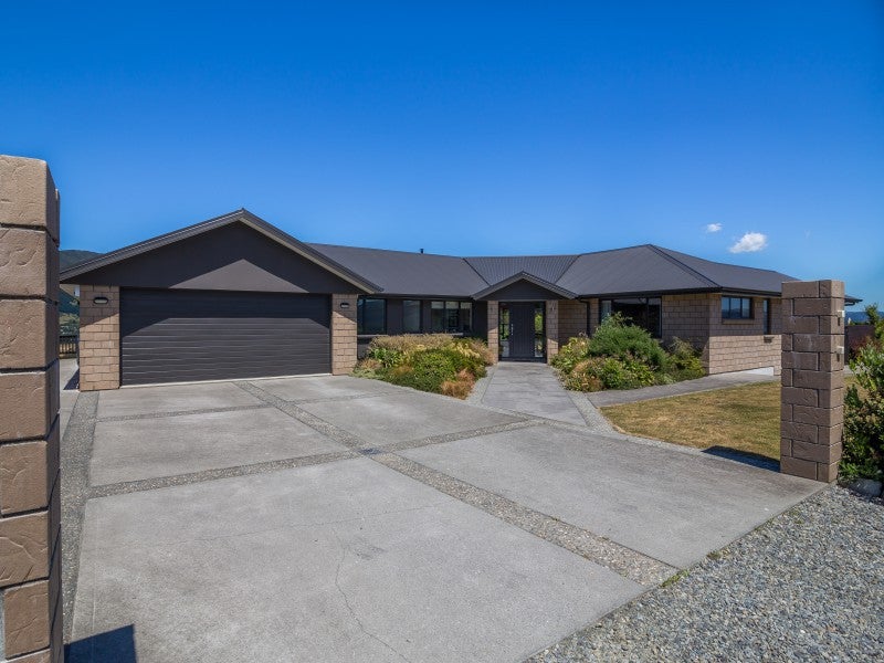 6 McKenzie Way, Timberlea, Upper Hutt - Carousel 2