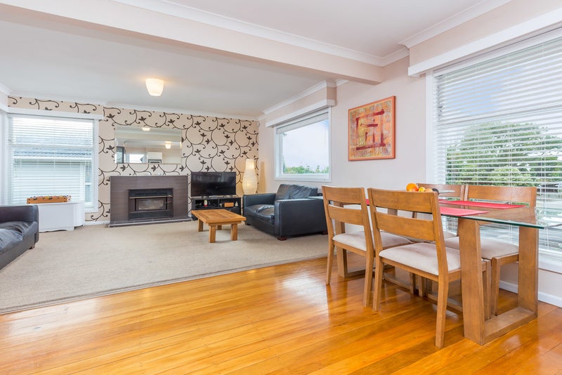 2/63 Halver Road, Hillpark, Auckland - Carousel 1