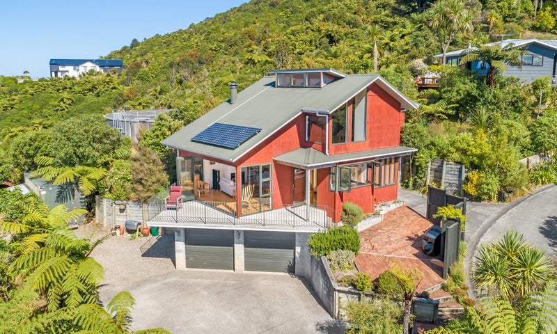 246 Park Road, Belmont, Lower Hutt - Carousel 1