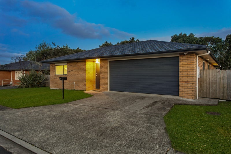 4 Neesons Way, Glendene, Auckland - Carousel 2