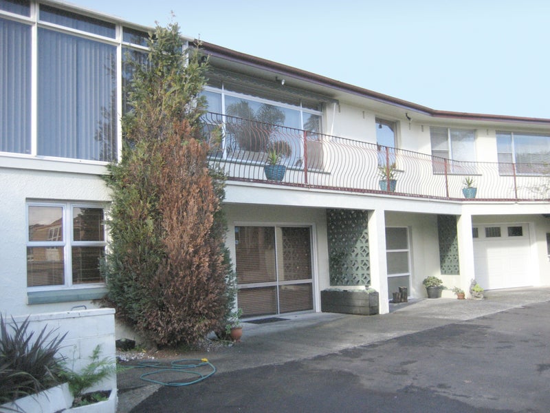 1020 River Road, Queenwood, Hamilton - Carousel 1