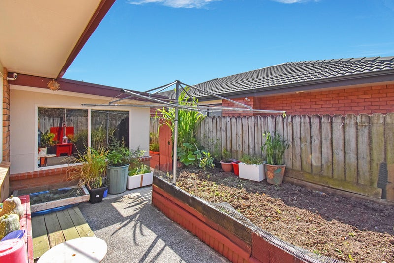 42 Tussock Avenue, Mangere, Auckland - Carousel 9
