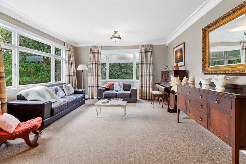 33 Clutha Avenue, Khandallah, Wellington - Carousel 2