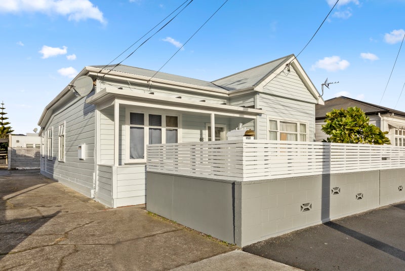 46 Queen Street, Petone, Lower Hutt - Carousel 16