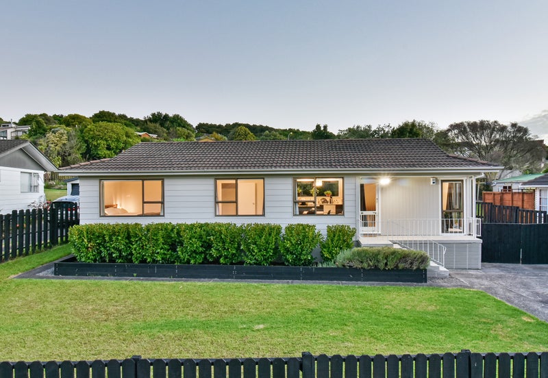 27 Aronia Way, Goodwood Heights, Auckland - Carousel 2