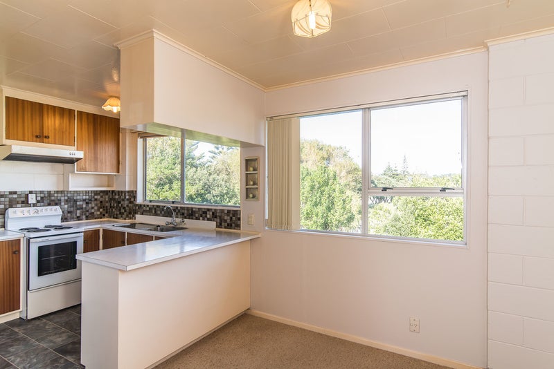 8/14 Ngatitoa Street, Takapuwahia, Porirua - Carousel 9
