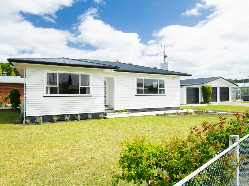 15 Emily Street, Riverdale, Gisborne - Carousel 1