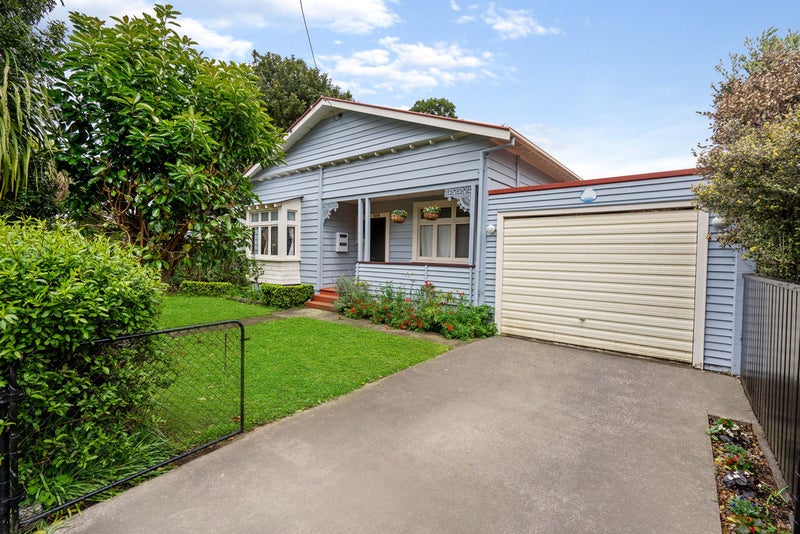 2 Huapai Street, Onehunga, Auckland - Carousel 2