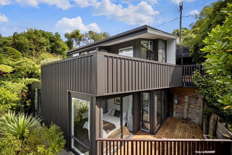 15 Rothsay Road, Ngaio, Wellington - Carousel 1