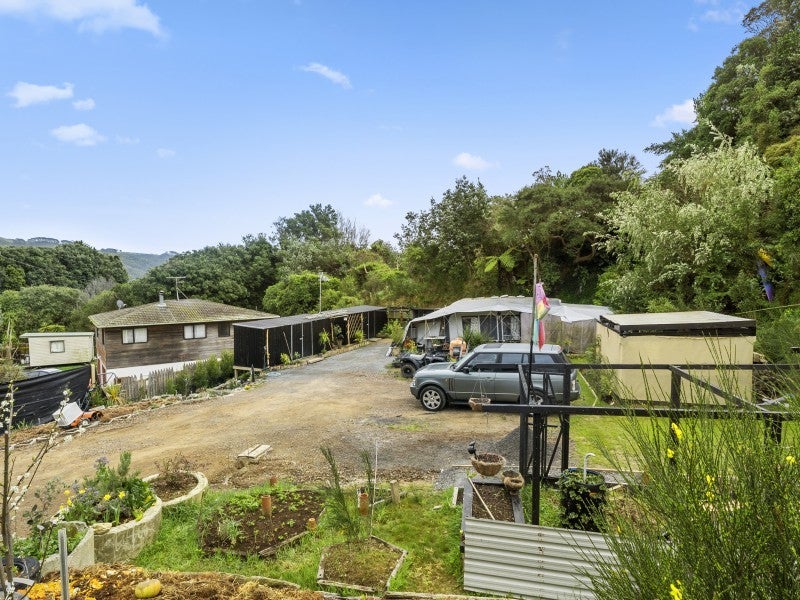 52 Gear Terrace, Ranui, Porirua - Carousel 1