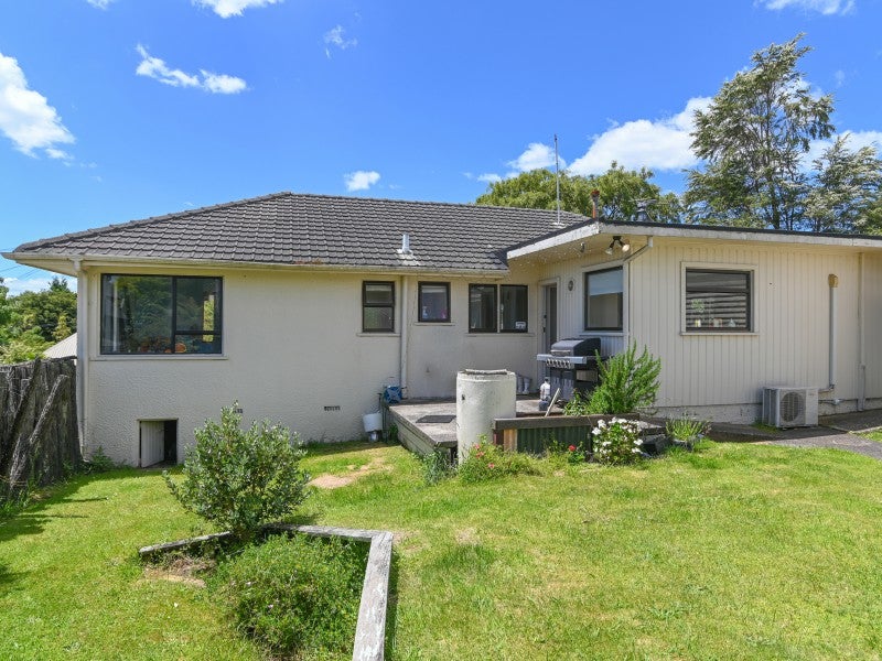 9 Fairley Road, Lynmore, Rotorua - Carousel 14