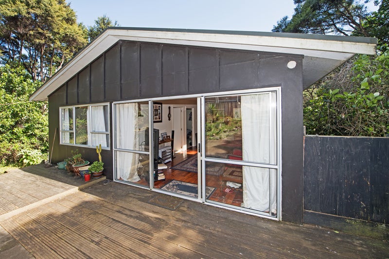 47 Fairview Crescent, Omiha, Waiheke Island - Carousel 2